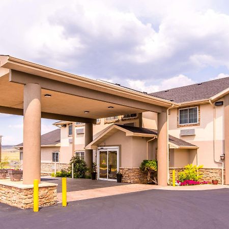 Quality Inn & Suites University Ларами Экстерьер фото