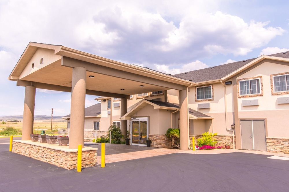 Quality Inn & Suites University Ларами Экстерьер фото