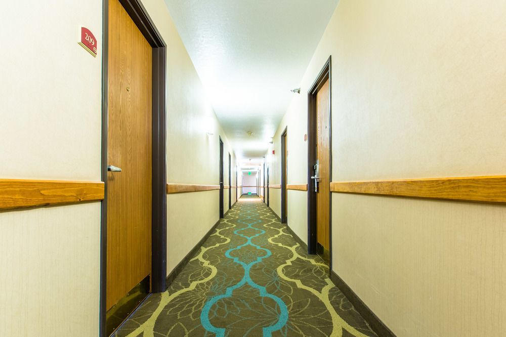 Quality Inn & Suites University Ларами Экстерьер фото